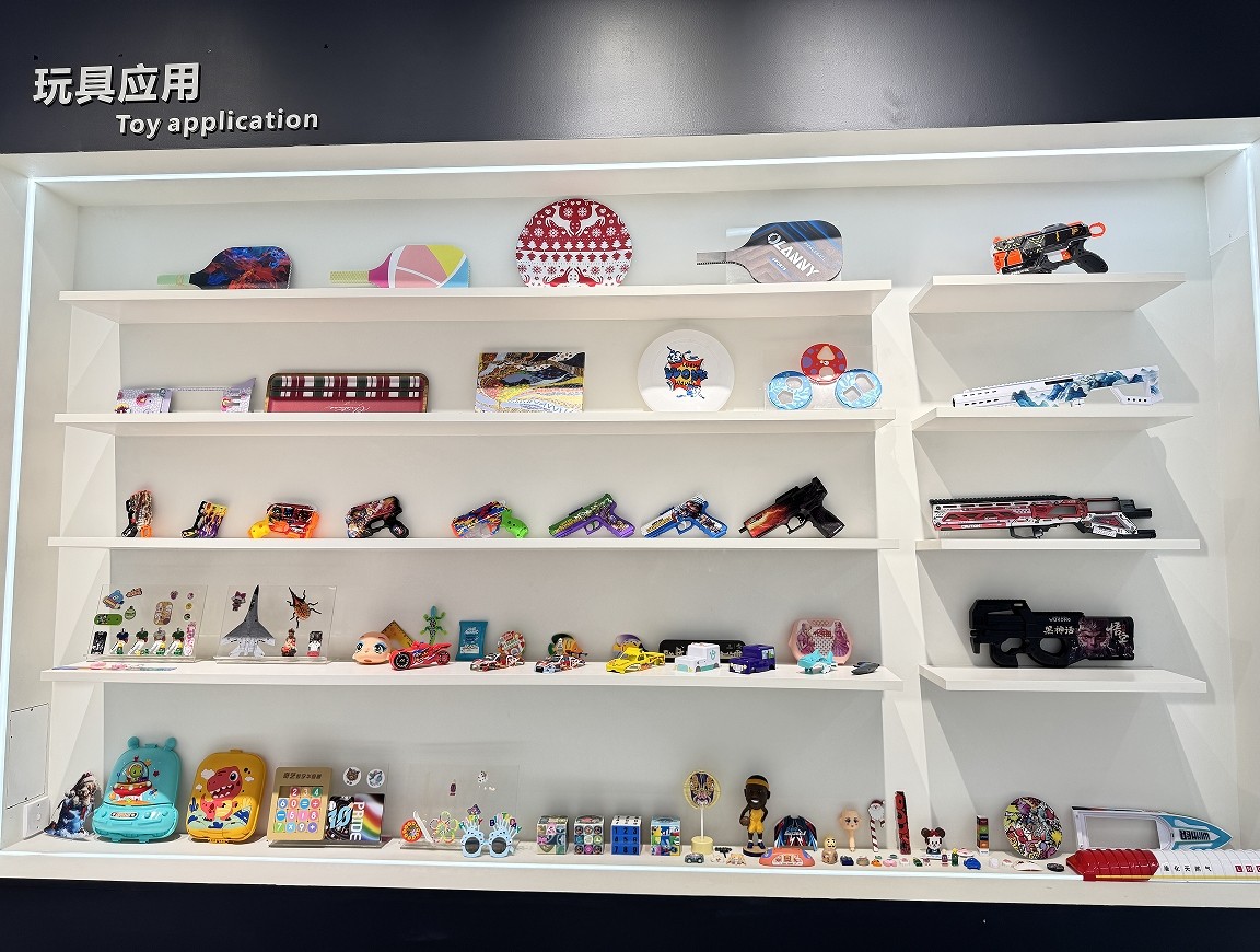 高落差UV打印機(jī)怎么選？玩具高噴UV打印機(jī)的優(yōu)勢(shì)