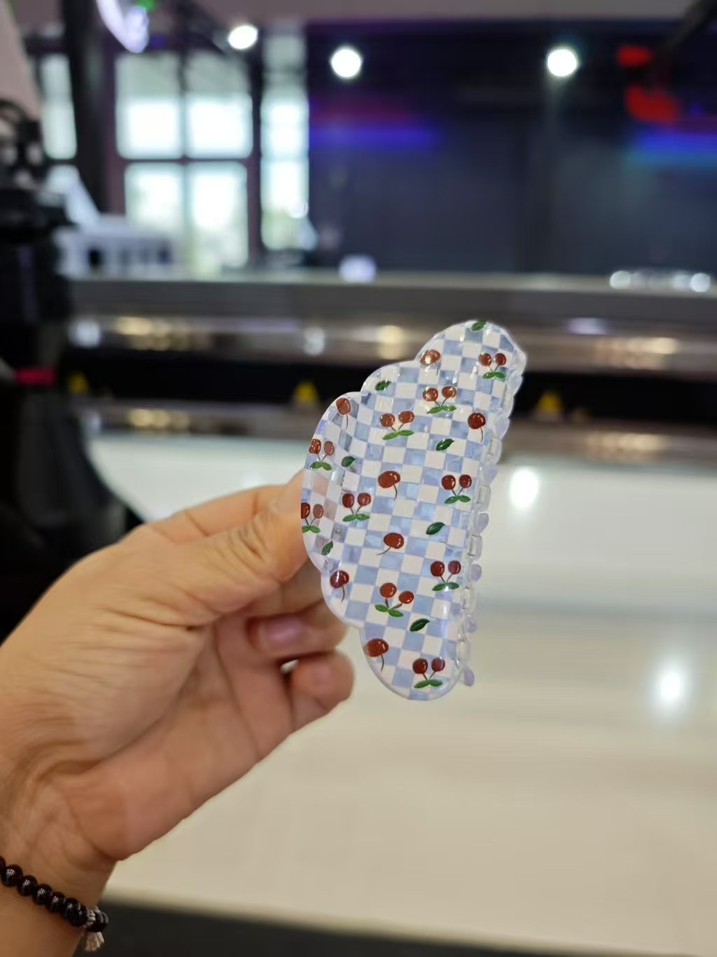 UV打印的風(fēng)，還是吹進(jìn)了飾品業(yè)！看個(gè)性化發(fā)夾如何席卷飾品界市場(chǎng)